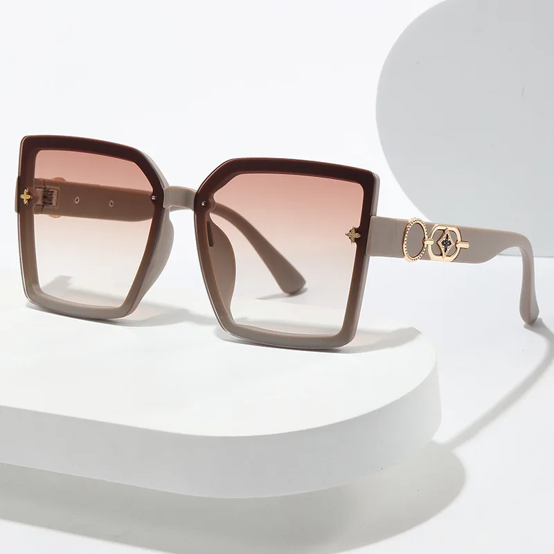 

2025 New Women's Square Sunglasses High-End Luxury Large Frame UV400 Protection Fashion Designer Sunglasses Retro Oversized