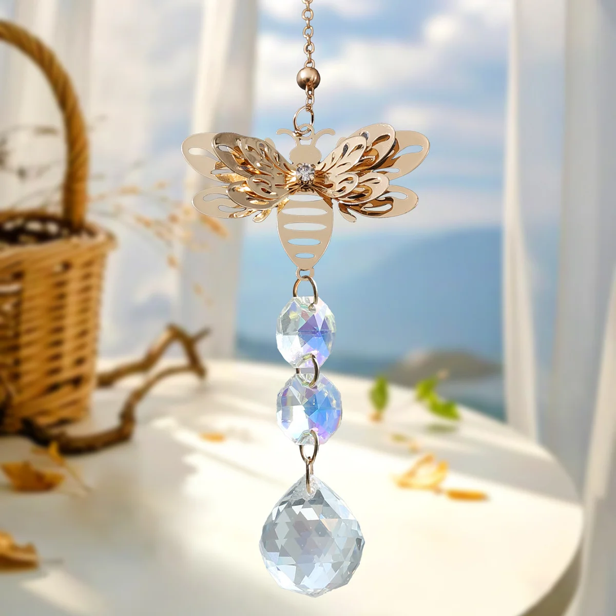 Handmade Bee Crystal Ball Prism Car Hanging Ornament, Sunlight Catcher, Home Decoration, Sun Catcher Light Collector, Garden Dec