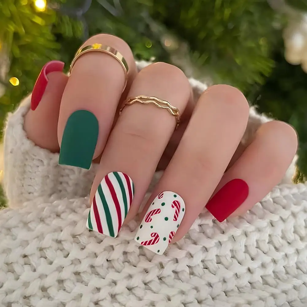 24pcs Christmas Cute Santa Hat Red French Glitter Press on Nails Girls Cheap Short Fake Nails Kawaii Simple False Nail with Glue