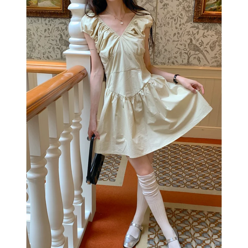 Summer Apricot Dress Womens Sling Dress Fold V-neck Vintage Sleeveless Sexy Korean Fashion Simple Temperament 2023 Y2K Miniskirt