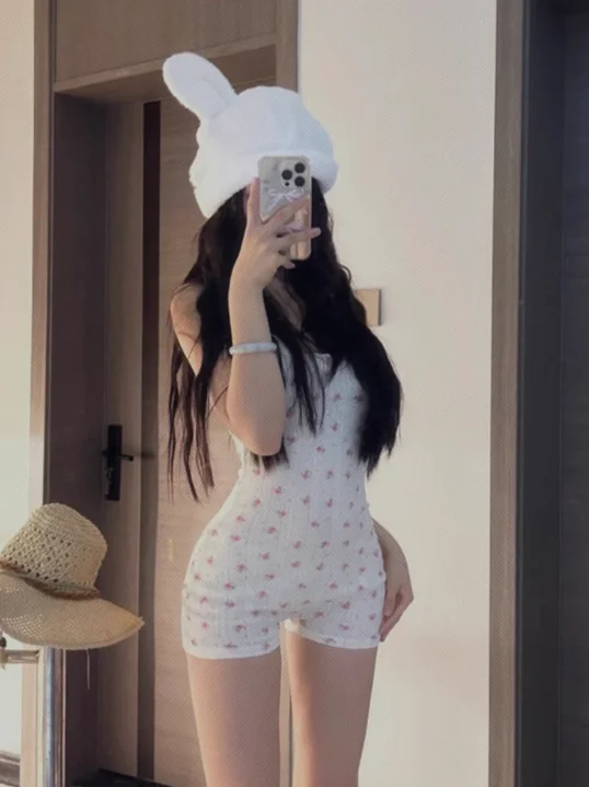 

High stretch off-the-shoulder sexy little floral halter Sweet Spice style tight waist white straight-leg jumpsuit women's dress