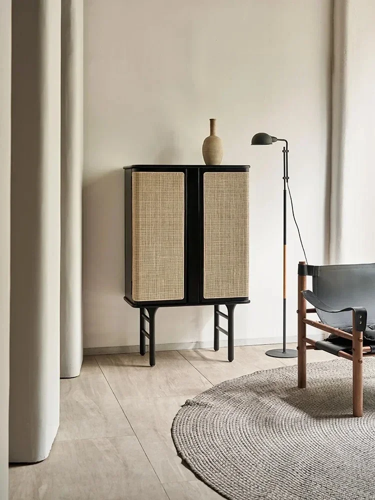 

N Japanese-Style Solid Wood Vintage Storage Cabinet Silent Style Rattan Wine Cabinet