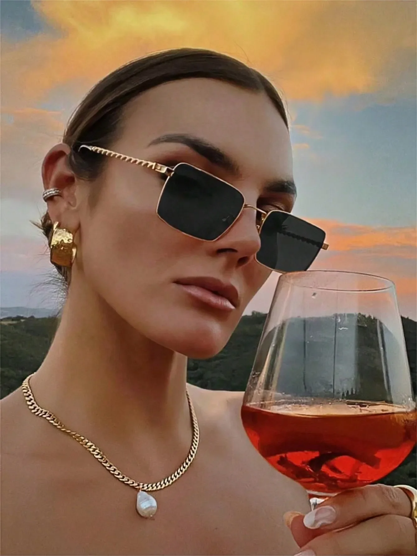 

1pc Distinctive Avant-Garde Twisted Leg Fashionable Eyewear Back To School Outfit, Preppy Style