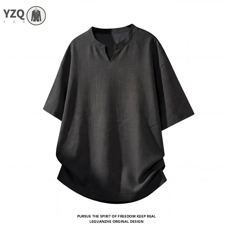 Male Summer Notch Neck Casual T‑Shirt Lightweight Textured Material Loose Curved Hem Tee For Travel Gathering And Street Wear
