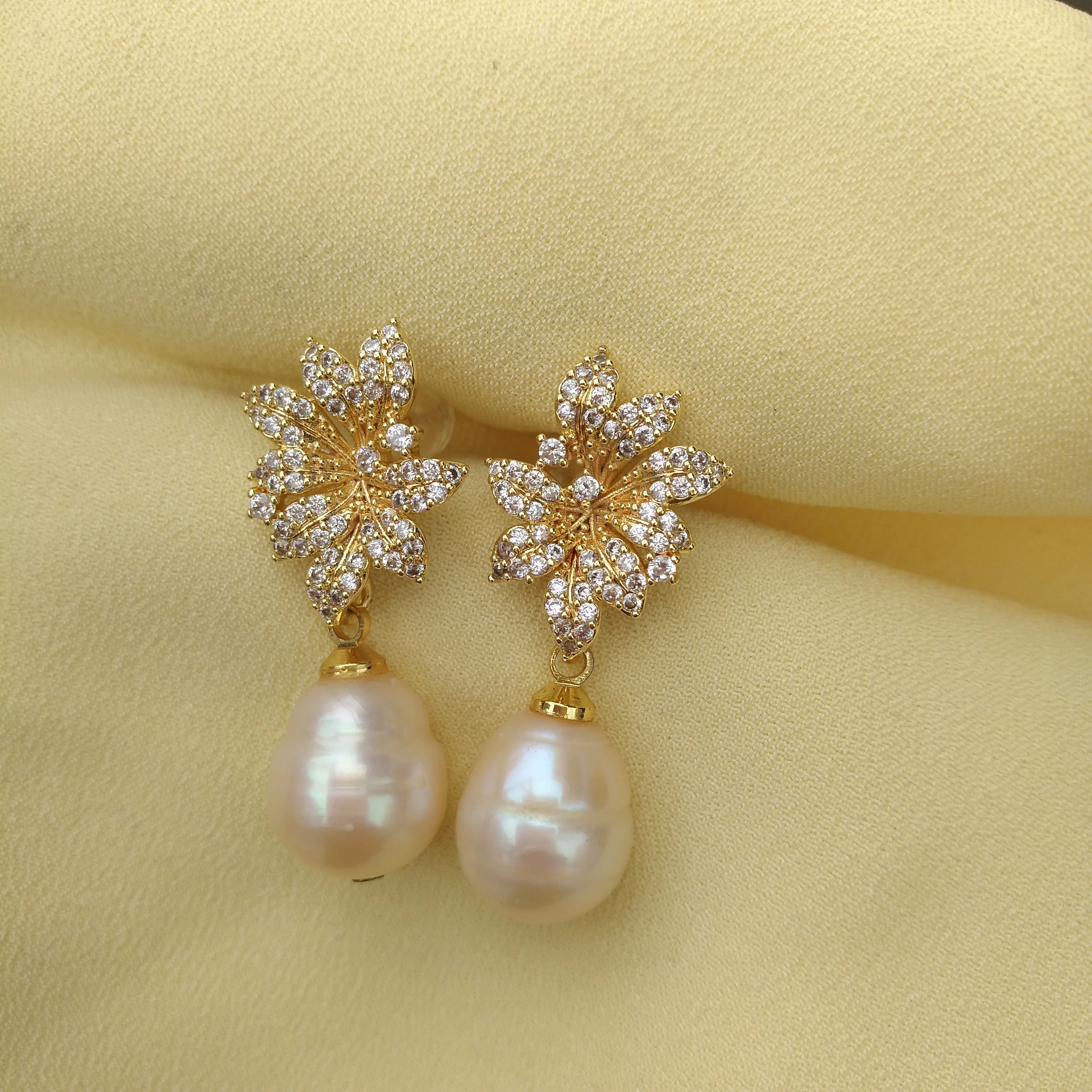 

Exotic Natural AAA+ South Sea Dangle/Drop Pearl Stud Earring Original Real shot photos