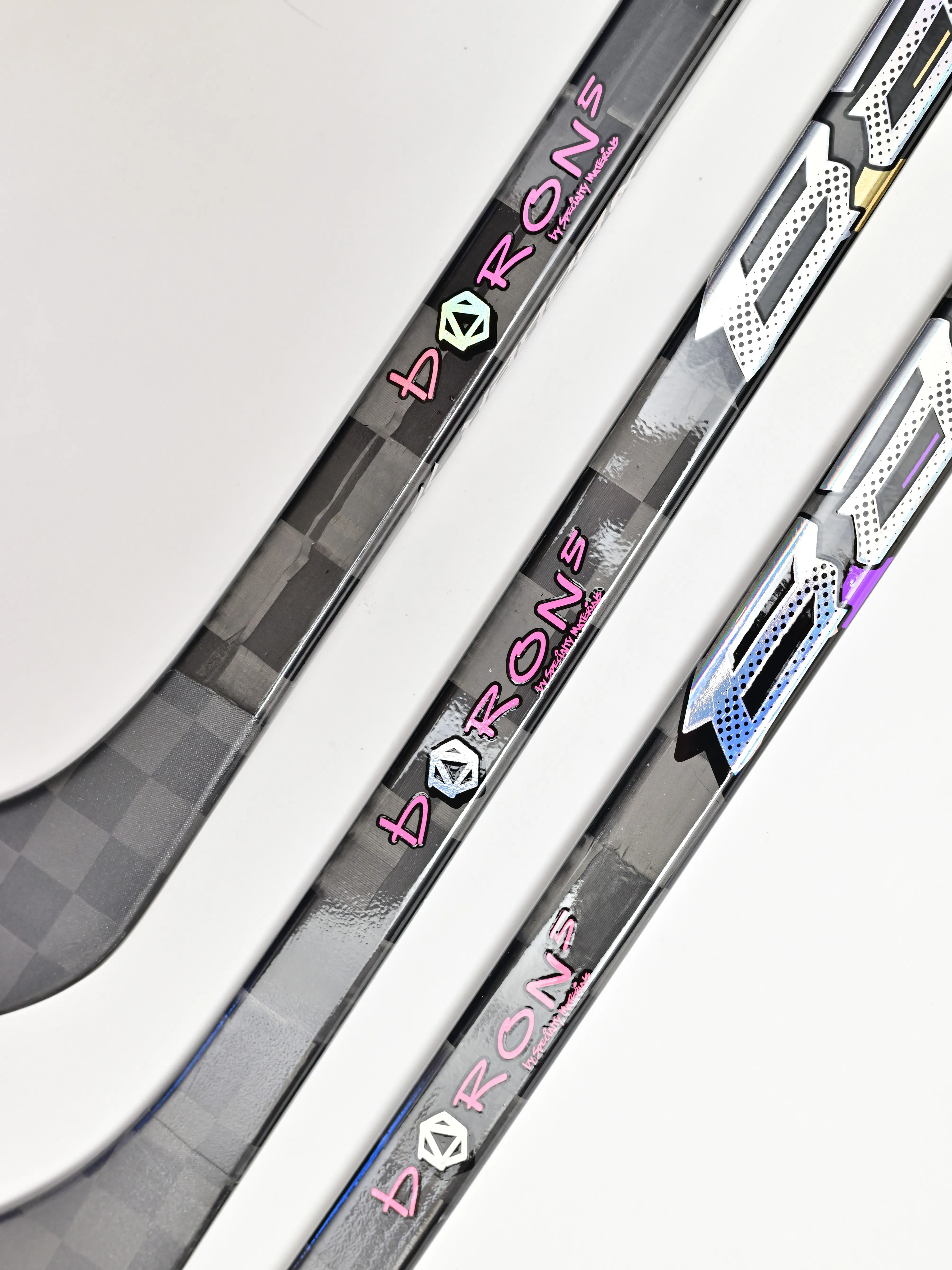

[2-Pack][SR][PULSE][Graffiti]Real Ice Hockey Sticks HKP PULSE R-shaft Grip T700 Japan Carbon Fiber Free Shipping P28 P92