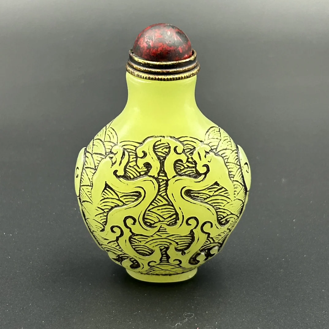 

Home Crafts Worth Decorating and Collecting Antique Luminous Snuff Bottles With Exquisite Workmanship and Beautiful Appearance