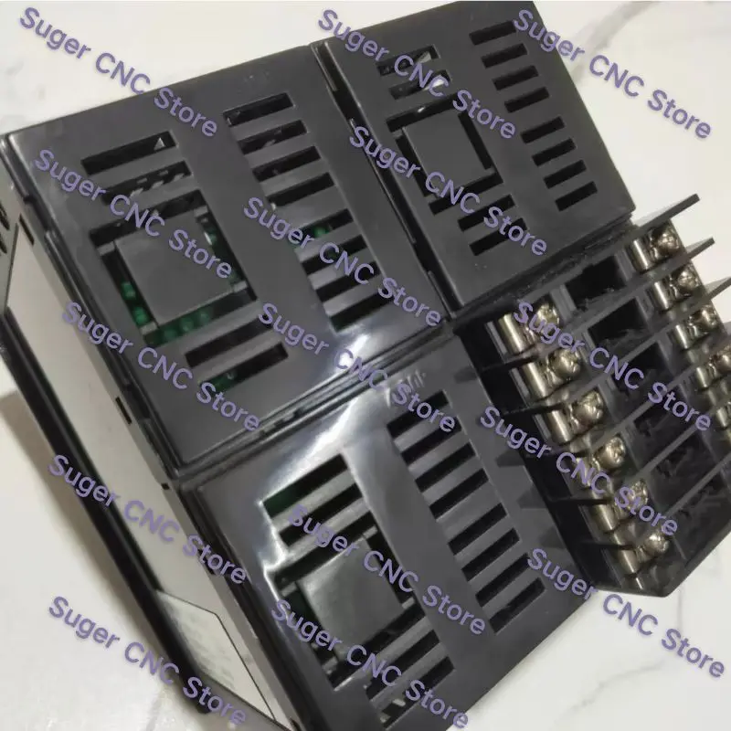 Second hand PXR9NAY1-8W000-C temperature controller tested OK and shipped quickly