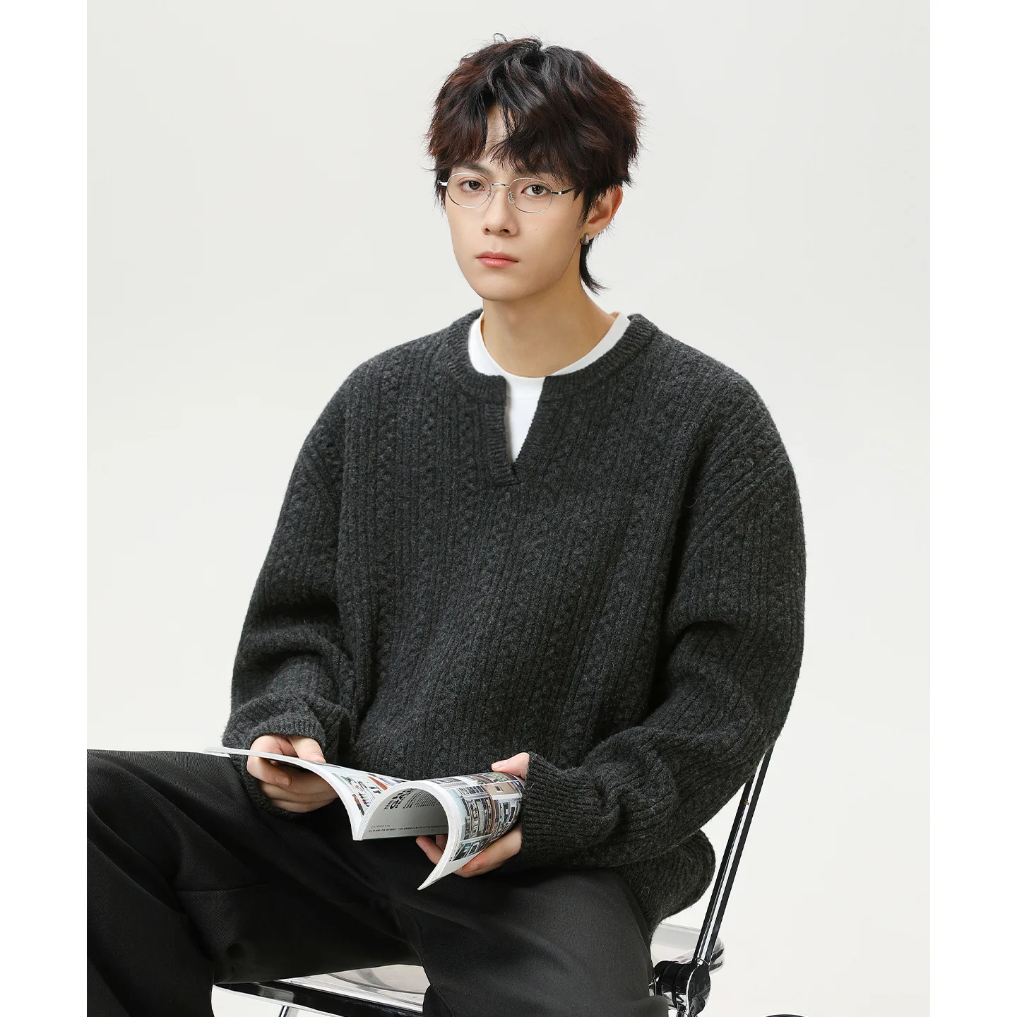 

Маленький 3D-свитер с v-образным вырезом для мужчин осенью и зимой, свободная и тяжелая текстура в стиле ретро, вязаный свитер, шелковая куртка