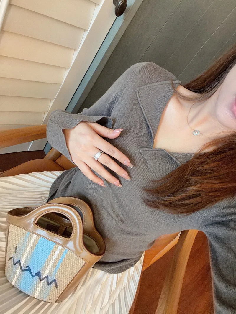 

Spring Early Slim Fit Wool Knitted Base irt Simple Design Paper Figure Elastic Flared Sve Top Women's Knitted Long Sve