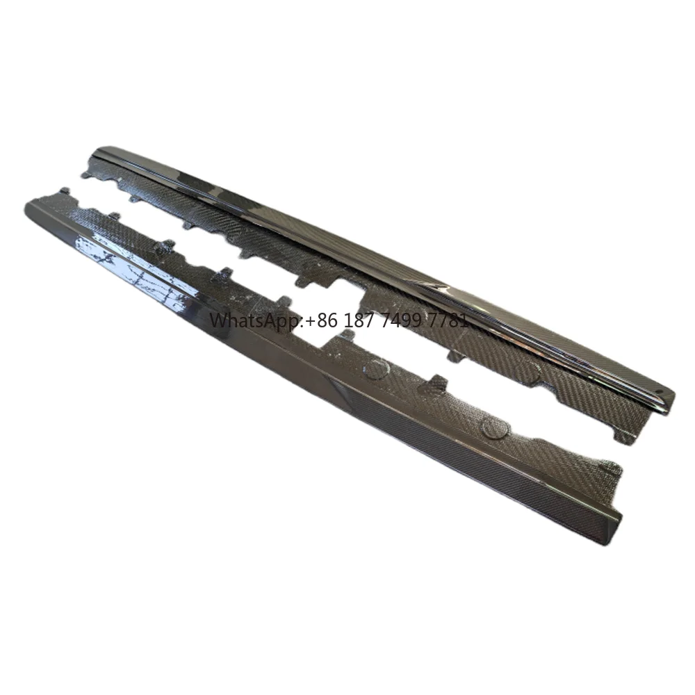 

Suitable for Upgrading the 2016-2018 . R8 V8 V10 to a Carbon Fiber Side Skirt Door Sill Body Kit