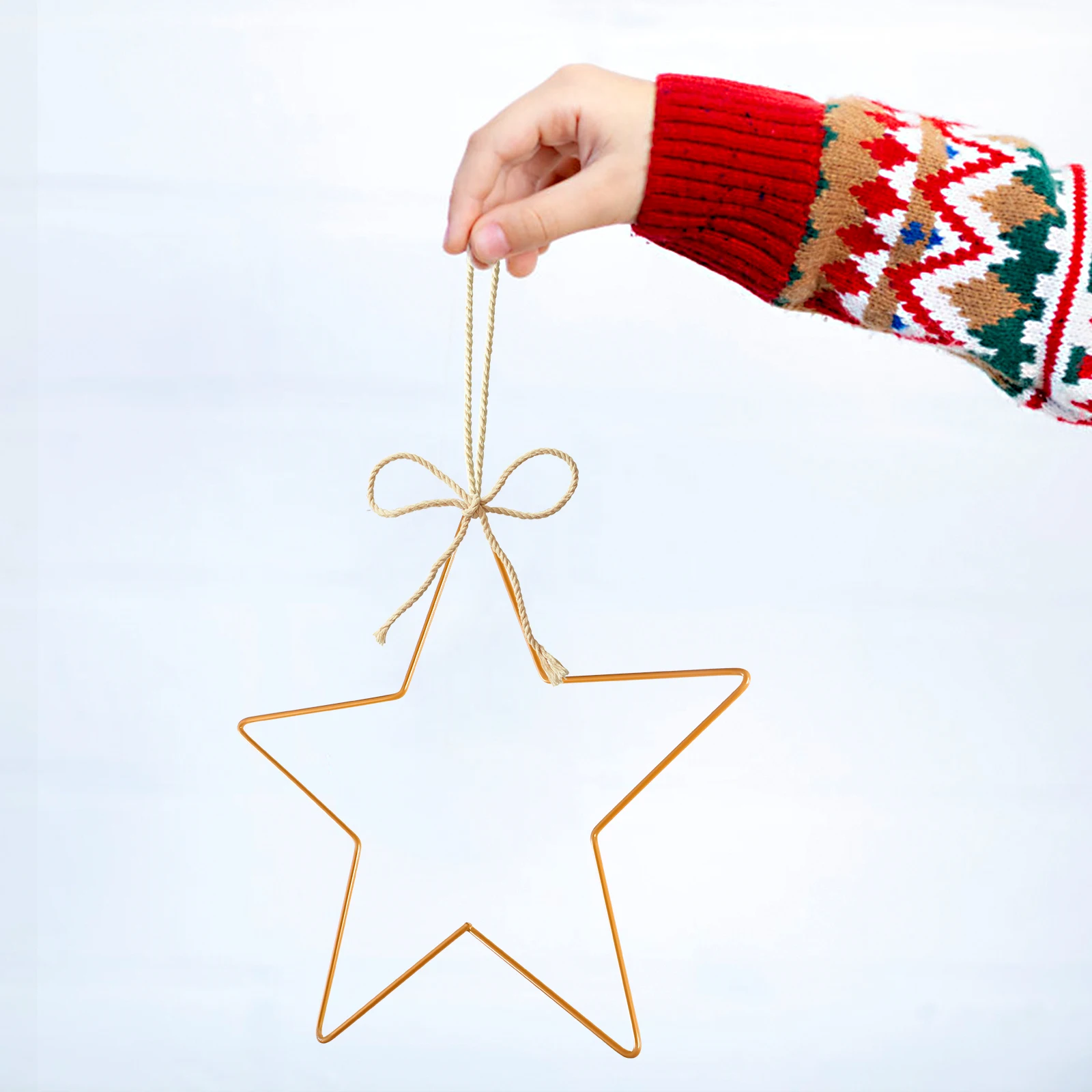 

Christmas Iron Star Shape Hanging Pendant Pentagram Frame DIY Wall Ornament Star Shaped Decor Xmas Holiday Adornment