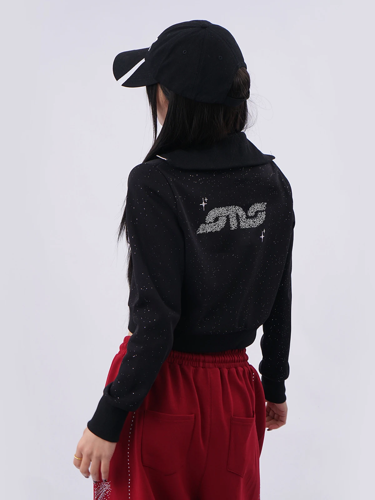 

Блестящая толстовка на молнии с капюшоном для женщин, свободного кроя, с высокой талией, в стиле хип-хоп, джаз, сексуальный топ-накидка, уличная одежда для девушек с блестящими стразами