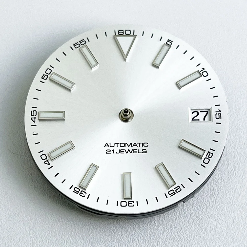 Data azul de 28,5 mm Configuração de mostrador amarelo, preto e branco mostrador nh 35 movimento automático mostrador de 29 mm