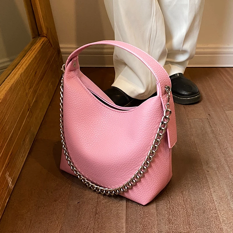 

New Women Chains Handbags Summer Korean Trend Solid PU Leather Crossbody Bag Elegant Female Shoulder Bags