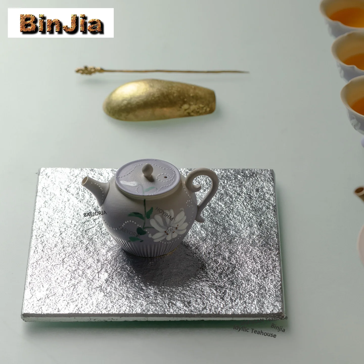 BAEJORIA 140ml Taro Purple Hand Painted Lily Teapot Handmade Tea Infuser Pot Tea Maker Kettle With Ball Hole Tea Item Collection