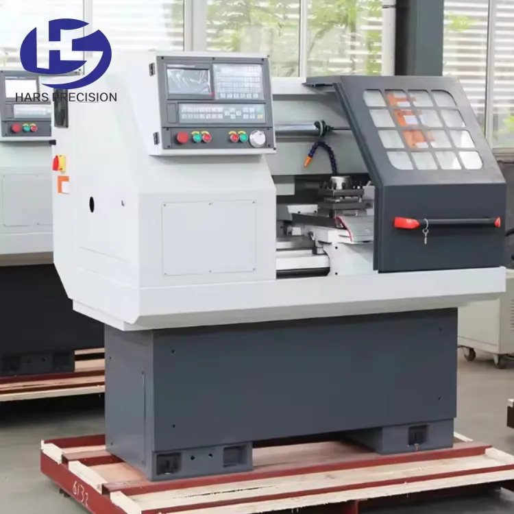 Ck6132 سعر جديد الصين للمعادن تحول السرير المسطح الأفقي مخرطة CNC Hine