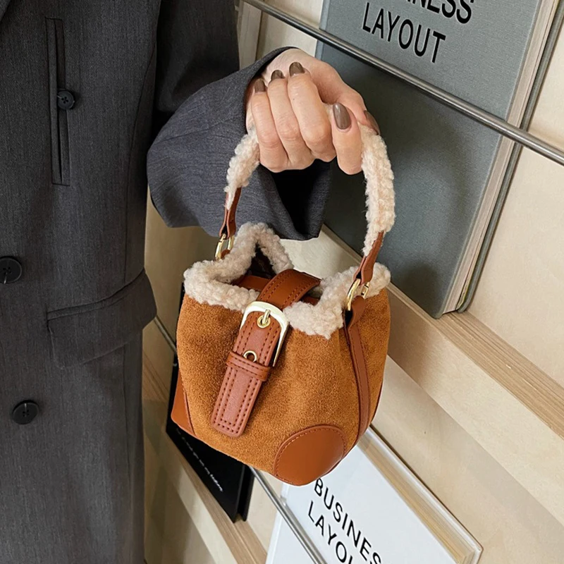 

Vintage Women's Bucket Bag Crossbody & Shoulder Handbag for Autumn Winter, Elegant & Versatile Fashion Purse Outdoor