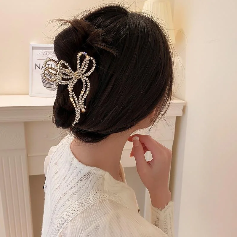 Clip de garra de pelo de perla de moda para mujer, clip de garra de lazo de perla, accesorios para el cabello de Metal, pasador hueco, adorno de cola de caballo de cristal