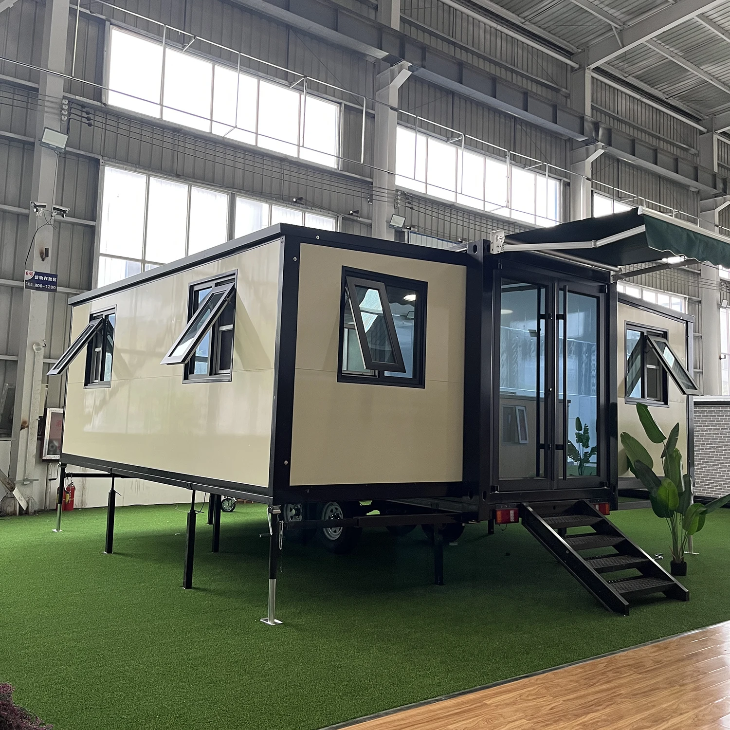 20ft 40ft Customizable Container House with Modular House Design and Prefab Homes Components Ideal for Tiny Home Living