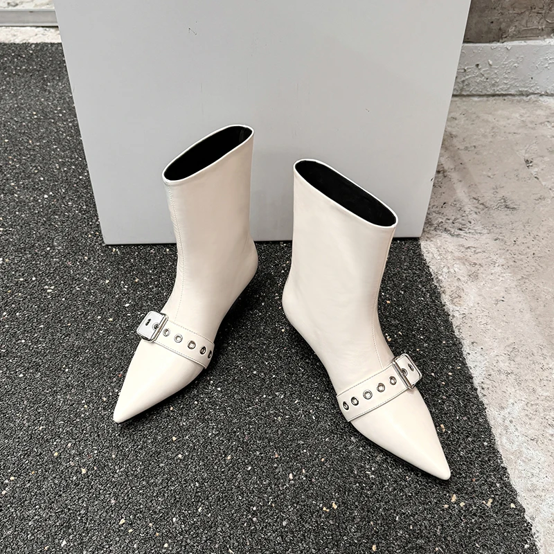 Women Shoes Size 4 In Cm - รองเท้าบูทหุ้มข้อผู้หญิง หัวแหลม หนังแท้ รองเท้าสุภาพสตรี ส้นสูง 4