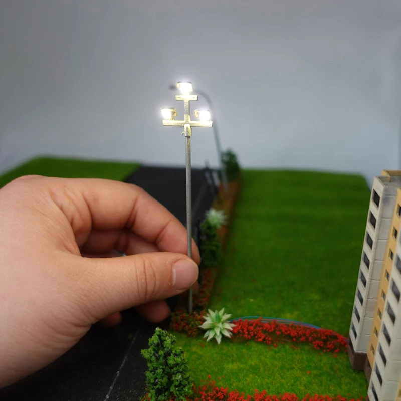 2 pces 1:87 ho escala torre lâmpada modelo 3v/12v cabeça dupla led lamppost quente branco trem ferroviário rua luz estrada estacionamento layout