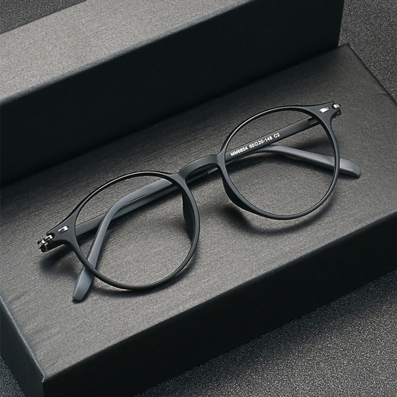 Fashion TR90 Oval Frame Glasses Lightweight Anti Blue Light Unisex Eyewear Classic Retro Spectacles for Men and Women Glasses