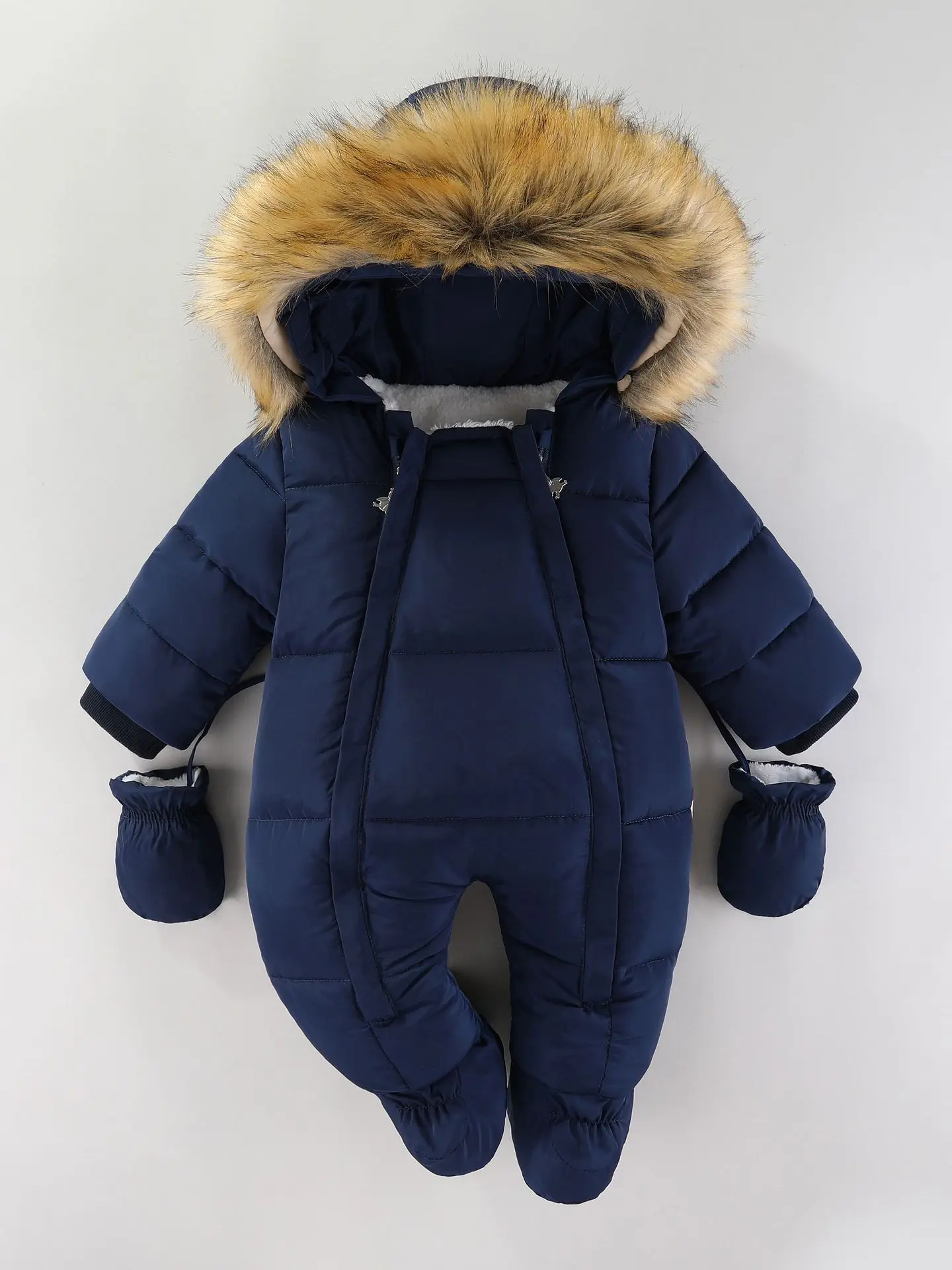 2025 New Baby Winter Rer Thiened Fce Children's Outdoor Clothes Cotton Jaet Baby Carrier Coat Hooded Long Sve