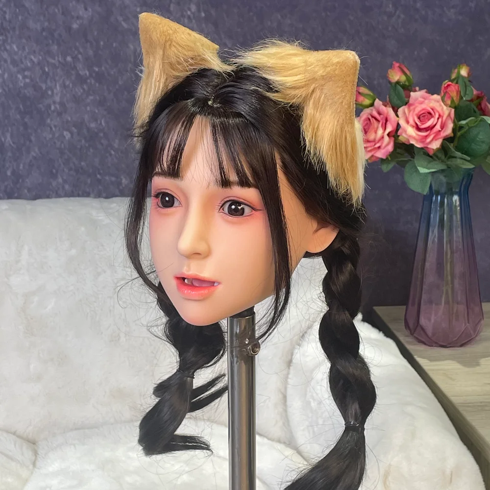 Model kepala wanita super lucu, mirip anak anjing, dapat dikustomisasi sendiri. Dengan slot mulut khusus, ini adalah mainan dewasa pria.