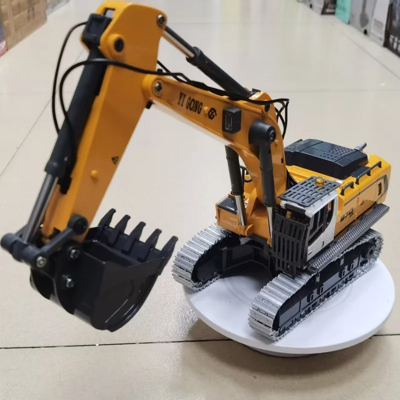 

In Stock 970 Excavator 636 Mini Loader 1/50 Rc Loader Electric Simulation Model Light Engineering Desktop Remote Control Car Toy