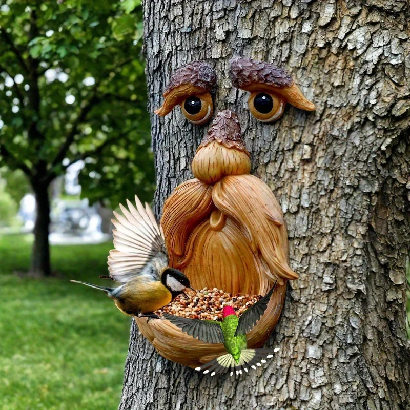 Creative Elderly Tree Monster Bird Feeder, Resin Crafts, Unique Outdoor Garden Tree Ornaments,Bird Foraging Device