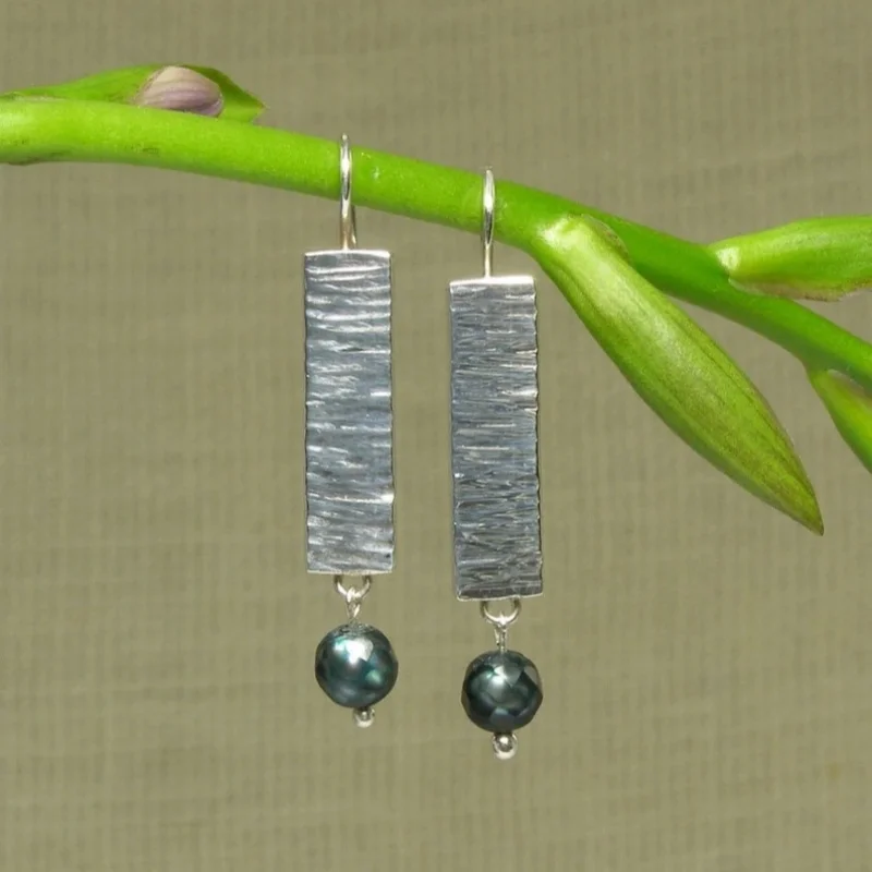 BKBK Hammered Silver Rectangular Bar Black Tahitian Pearl Wire Hook Dangle Women Earrings Wedding Earrings for Valentine Christmas 4th of July Minimalist Modern Bridal Jewelry for Brides Bridesmaids Adult Ladies Office Dinner Occasion