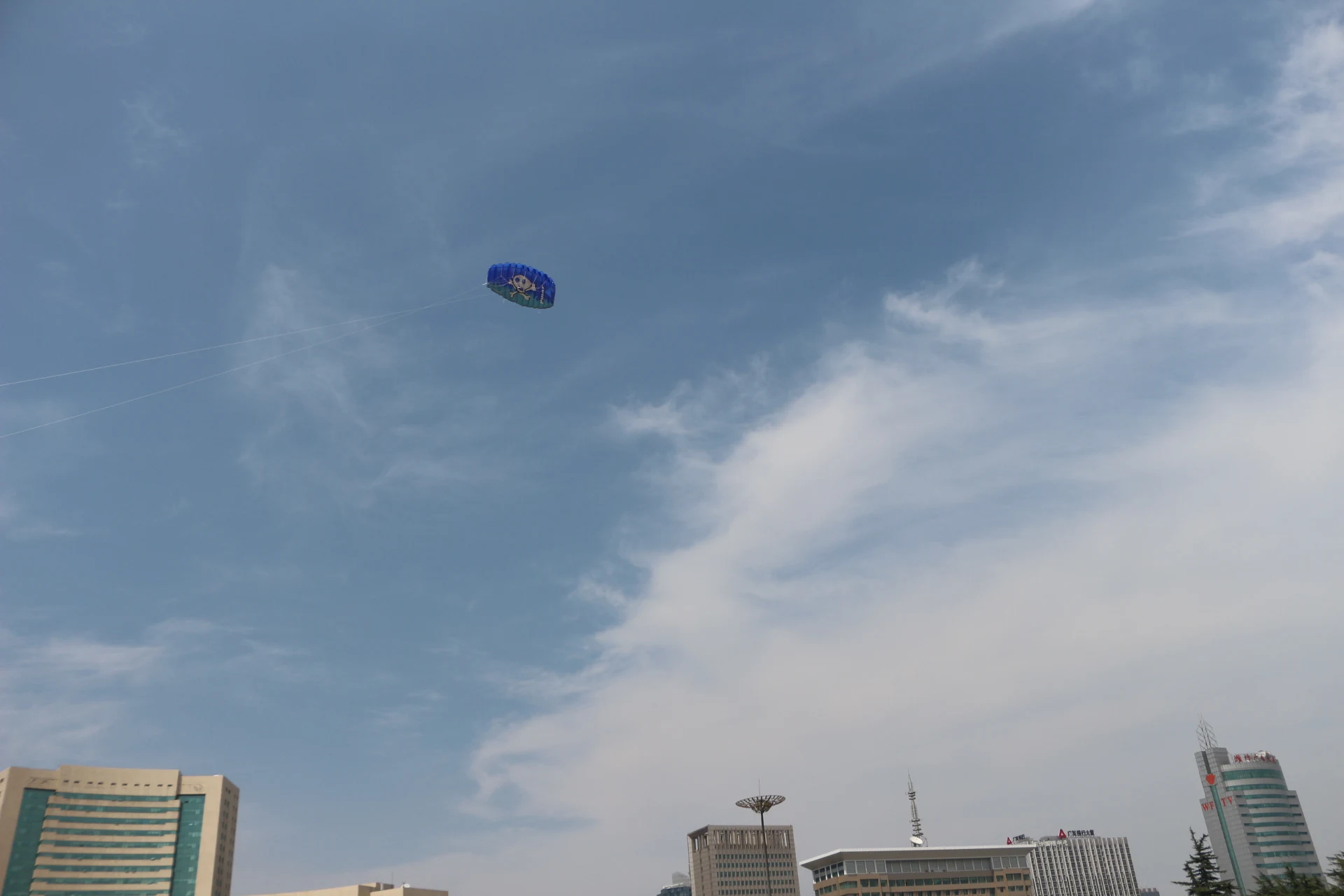 شحن مجاني جديد للمبتدئين المزدوج خط حيلة الطاقة طائرة ورقية الشاطئ طائرة ورقية البارافويل طائرة ورقية تصفح يطير اللعب في الهواء الطلق طائرة ورقية لينها دي بيبا