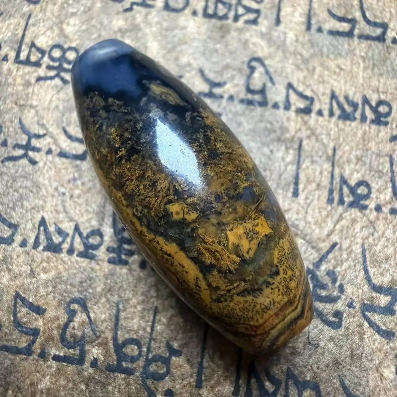 Old Tibetan  Mongolian material Agate Naturally formed rare 3 eyes Dzi Bead Amulet Pendant 36x15mm #4