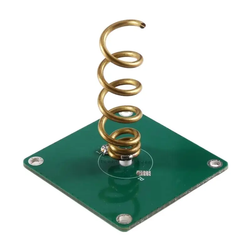 5.8 Figure Transfer Flight Control High-Gain Directional Circularly Polarized Antenna