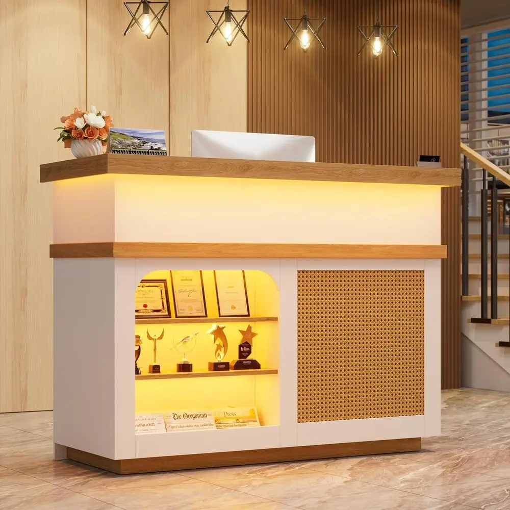 Front Reception Cou…