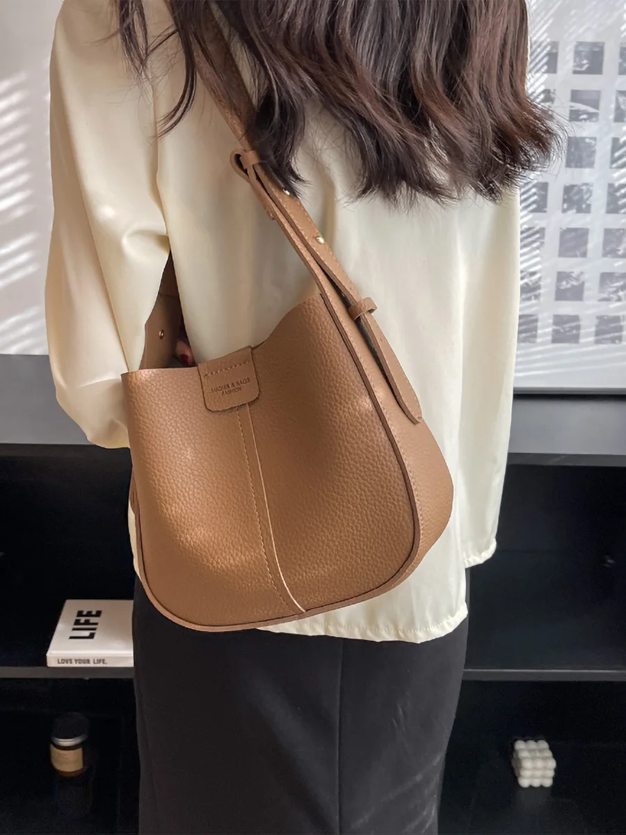 Vintage Handbags for Women Fashion Texture PU Leather Shoulder Crossbody Bag Large Capacity Female Bucket Totes New