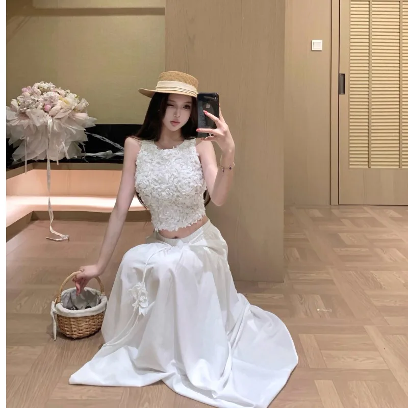 

Summer 2026 Trendy Handmade Silk Floral Embroidery Vest And Skirt Set Ultra Heavy Work Plant Floral Pattern round Neck Zipper...