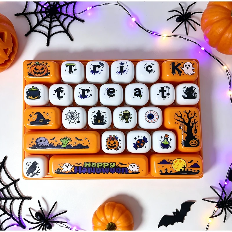 Halloween Keyboard Clicker Keychain 26 Keys Cute Cartoon Stress Relief with Click Sound Backpack Pendant Party Favor for Adults