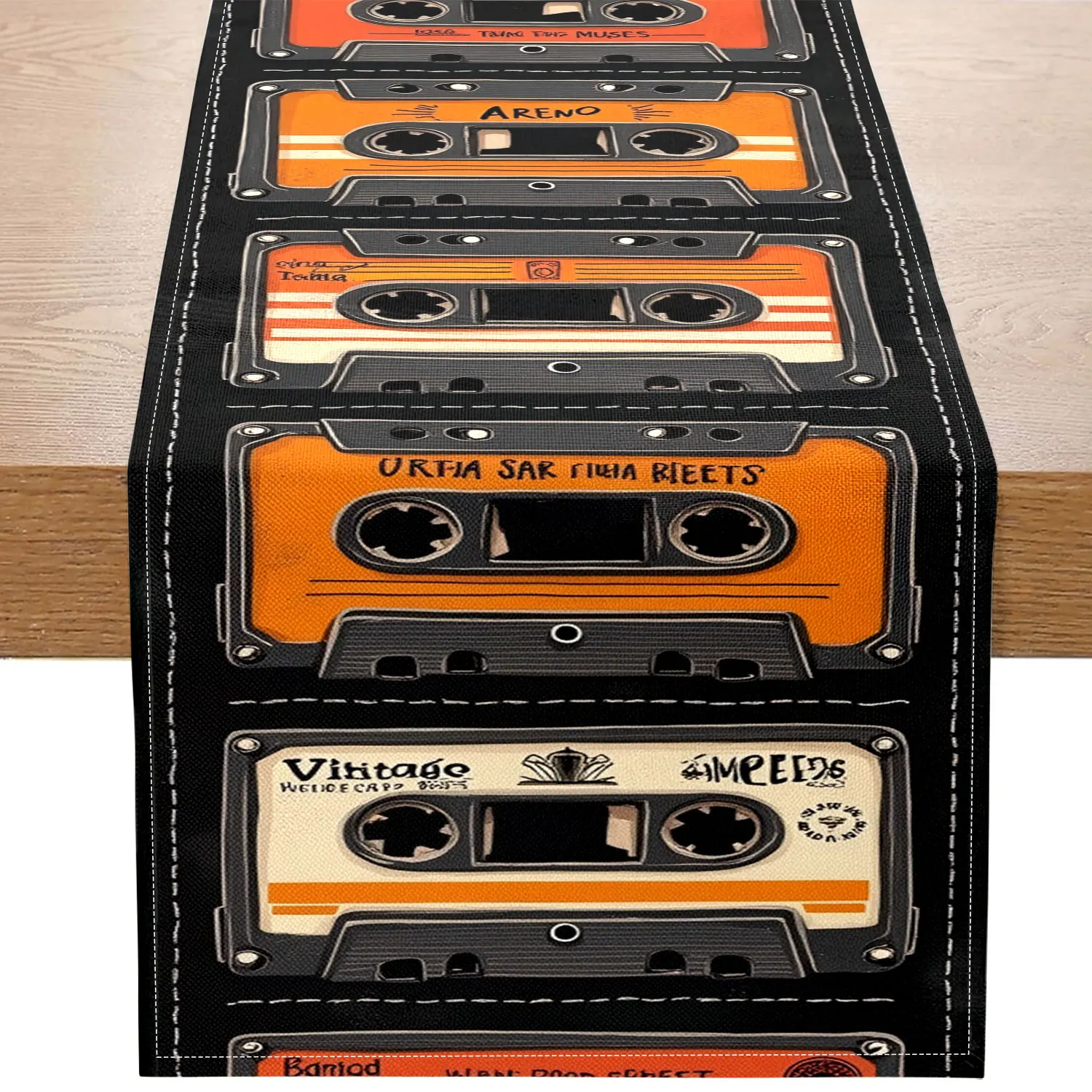 

1 Piece of Retro Music Theme Table Runner with Retro Box Tape Pattern, Suitable for Party of 80/90S Theme Parties, Music Enthusiasts, Retro Home Decoration