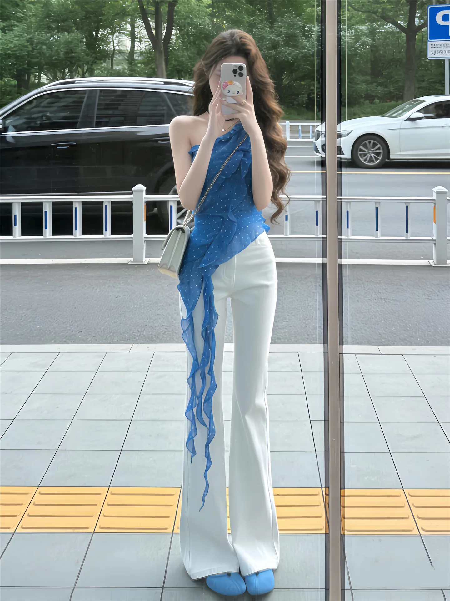 

Extended High Waist White Bell Bottom Denim Jeans Women's Spring Tight Fit Casual Pants Long Retro Style for Taller Ladies