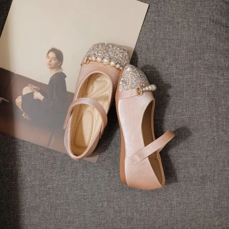 Girls Princess Pearl Crystal Flats Soft Sole Versatile Dress Shoes for Kids Spring Autumn Casual Fashion Footwear