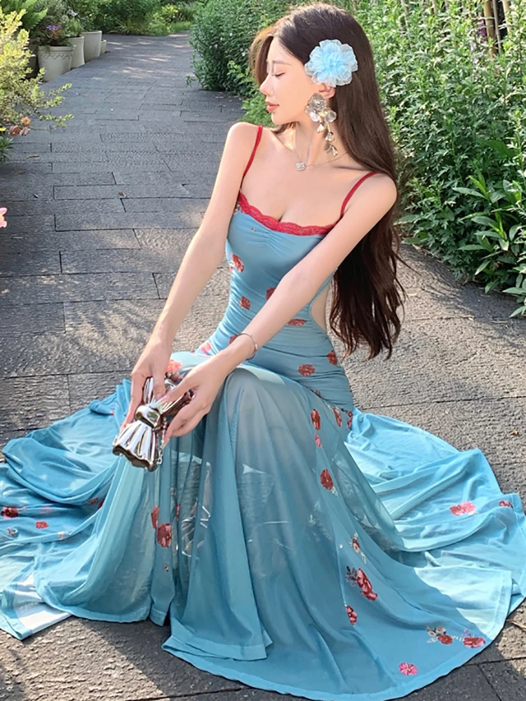 여름 보헤미안 블루 플로럴 시크 레이스 스퀘어 넥 맥시 드레스 여성 우아하고 세련된 백리스 섹시 드레스 2025 한국 바디콘 프롬 드레스