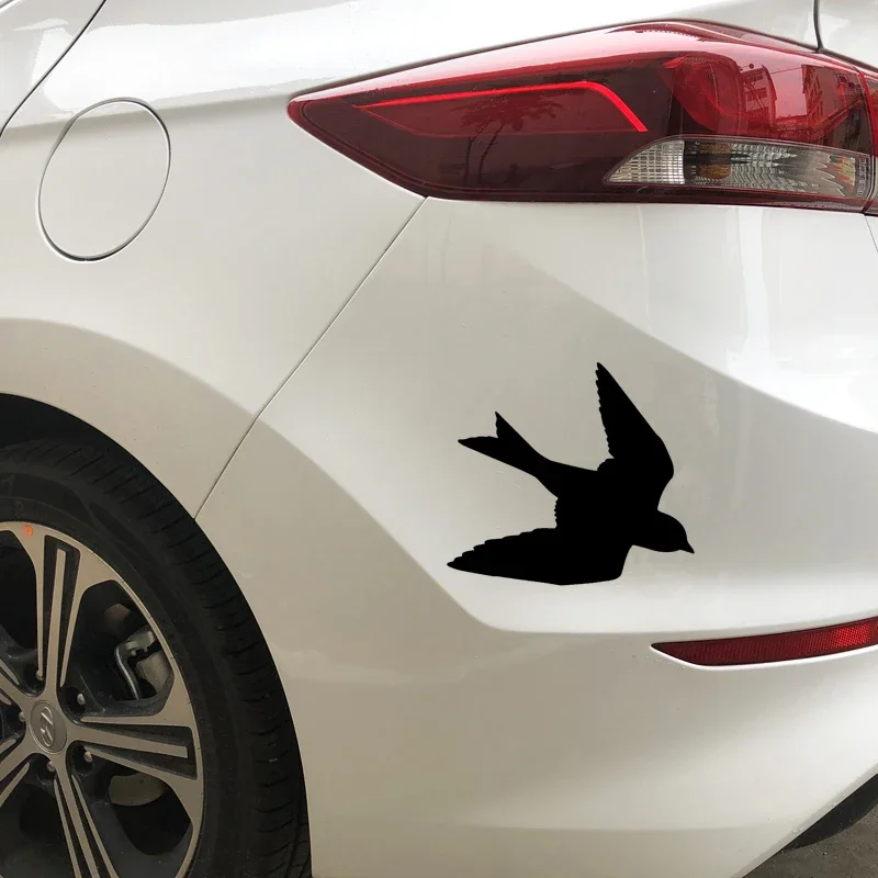 Levensechte Swallow Patroon Vinyl Decal Decoratie Lichaam Van Auto Sticker Zwart/Zilver 15.5Cm * 13.9Cm