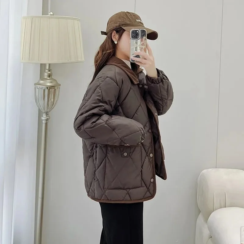 معطف الخريف والشتاء بولي Leather الجلود القطن وسادة مبطنة المرأة المعين شعرية معاطف قصيرة الإناث ملابس خارجية دافئة لا غسل سترات