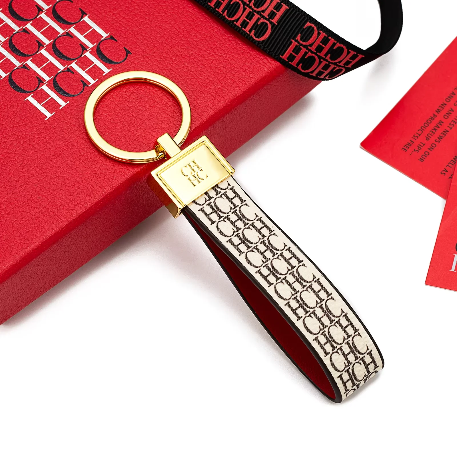 CH Fashion Keychain Simple and Exquisite Style Gift 2026 Jewellery Niche High-end Keychain Leather Keychain