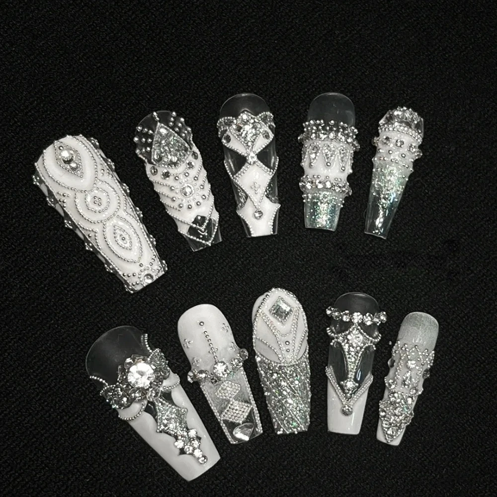 10Pcs Handmade Press On Nails Manicure Long Coffin Fake Nails Luxury Diamonds Christmas & New Year Limited Nails Design with Set