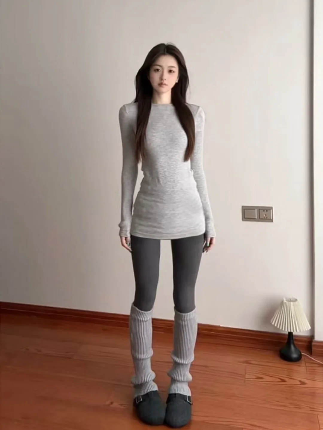 American Style Long Sleeve Basic round Neck T-Shirt Women's Autumn Winter Inner Wear mid Length Butt Covering Shark Pants Top