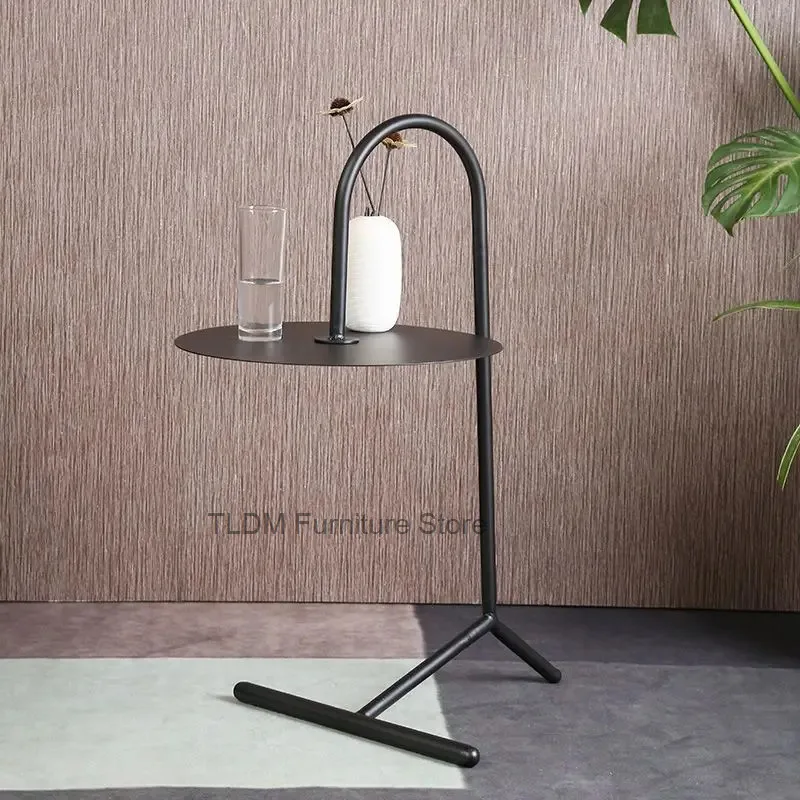 Arch Shaped Metal Side Table Round Tabletop Tripod Slant Base Minimalist Narrow Accent End Table for Sofa Bedside Balcony