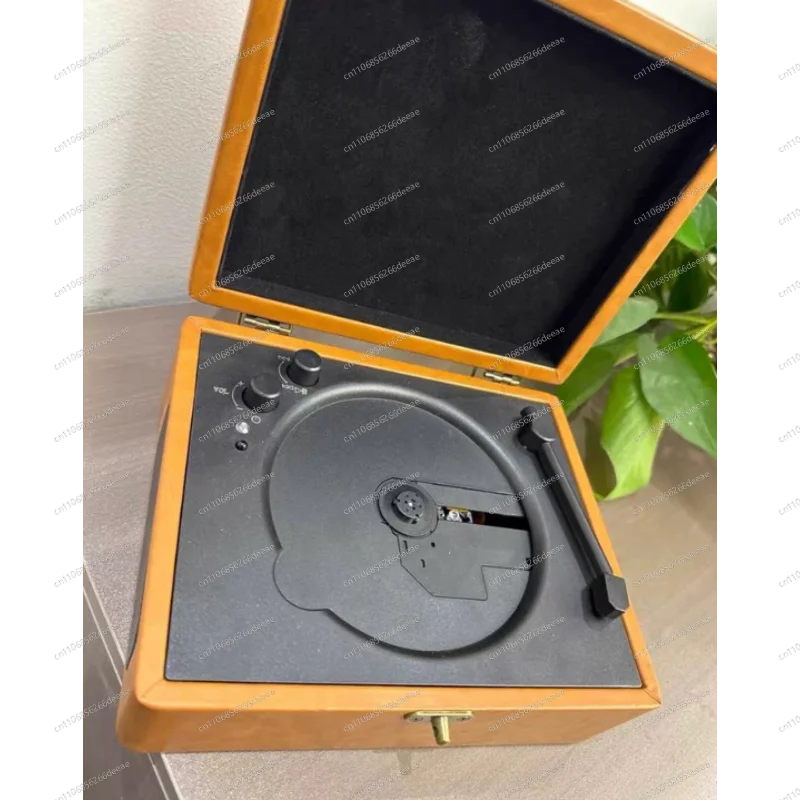 Cross-border  CD player Multifunctional retro bluetooth speaker high fidelity CD player Album disc gift